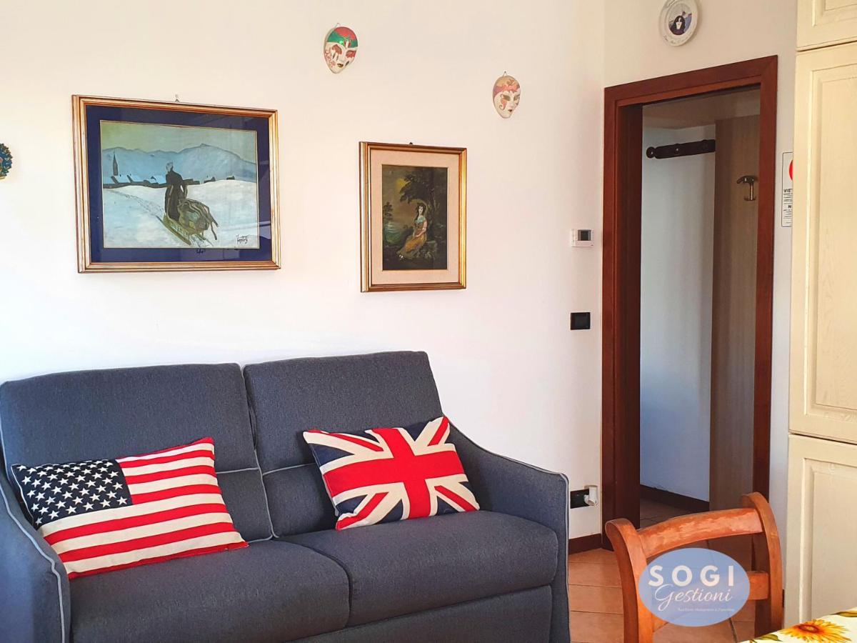 Casa Sbrindoli Apartment ลิโดดิเยโซโล ภายนอก รูปภาพ