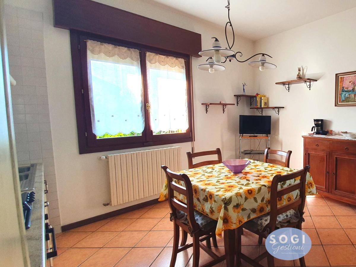 Casa Sbrindoli Apartment ลิโดดิเยโซโล ภายนอก รูปภาพ