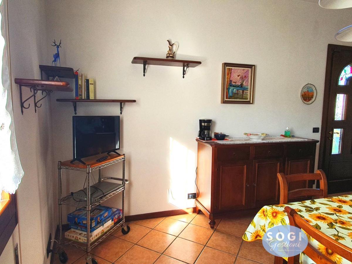 Casa Sbrindoli Apartment ลิโดดิเยโซโล ภายนอก รูปภาพ