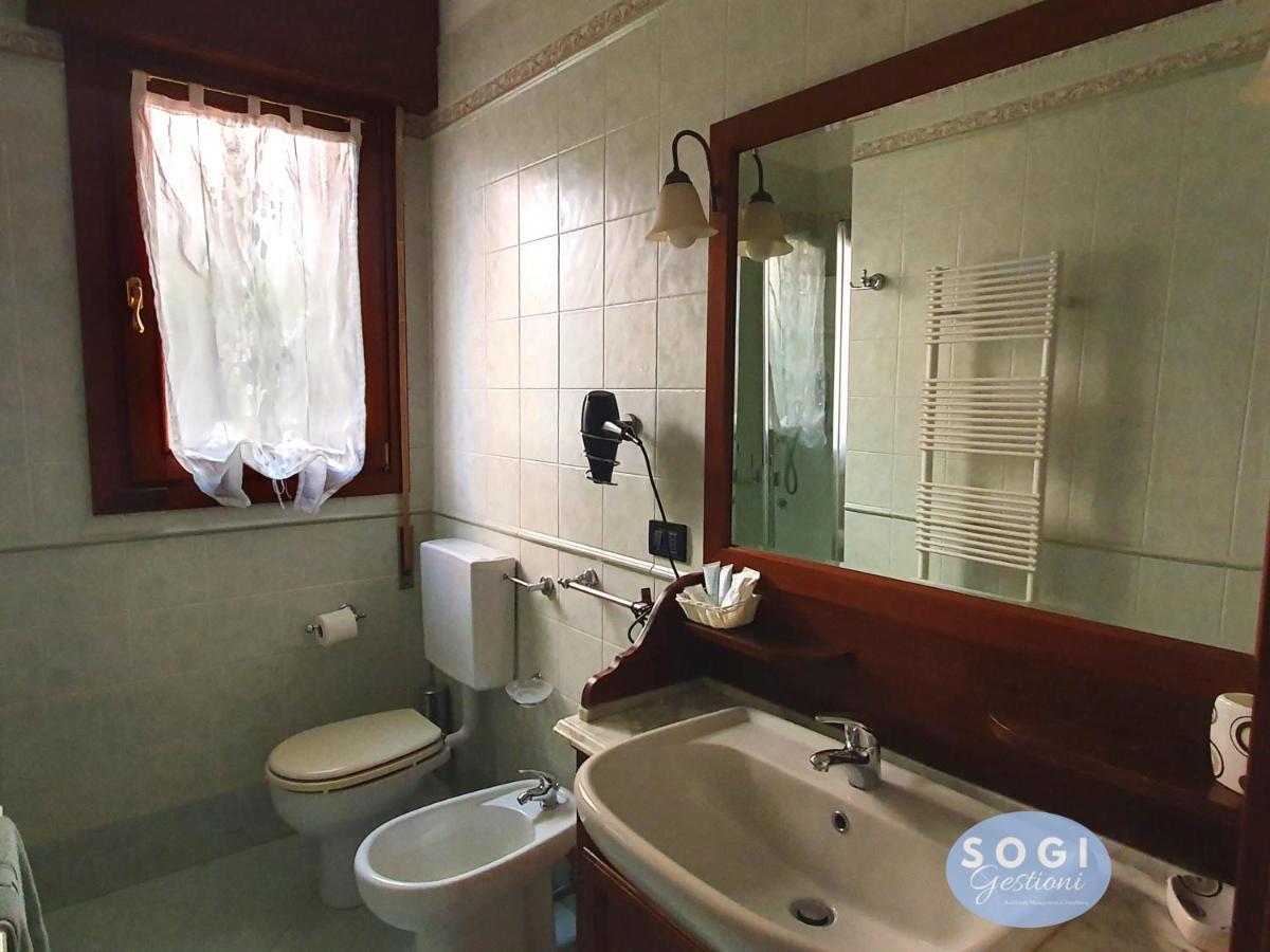 Casa Sbrindoli Apartment ลิโดดิเยโซโล ภายนอก รูปภาพ